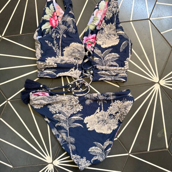 EUC Maaji Reversible Bikini Set, size S - Picture 1 of 6